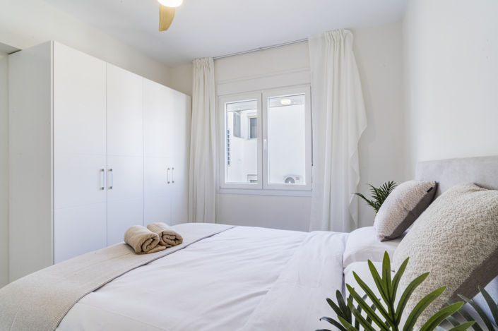 Image No.20-3 Bed Apartment for sale