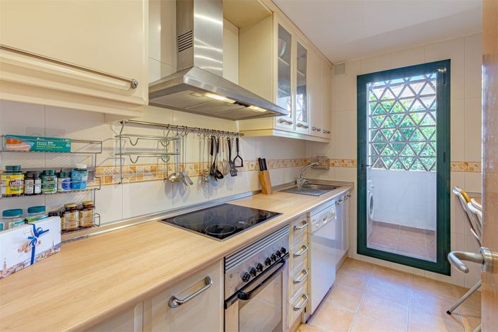 Image No.11-2 Bed Apartment for sale