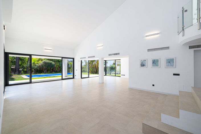 Image No.15-4 Bed Villa for sale