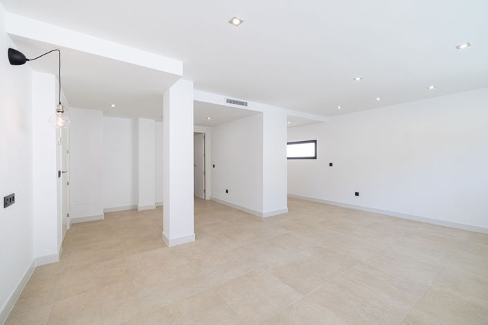 Image No.20-4 Bed Villa for sale