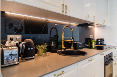 b98le8d7m9k3degpefzhs0lif8u4xzvzhwxtmggyekxx9