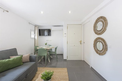 b98le8d7m9k3degpefzhs0lif8u4xzvzhwxtmggyekxx9