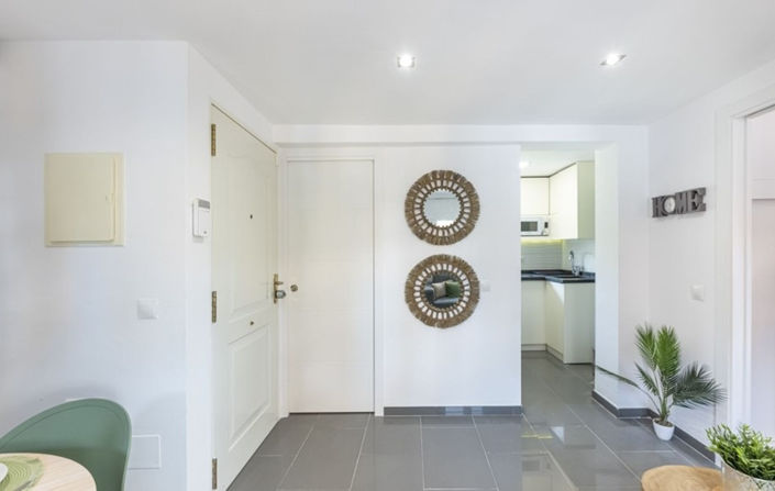 Image No.8-2 Bed Apartment for sale