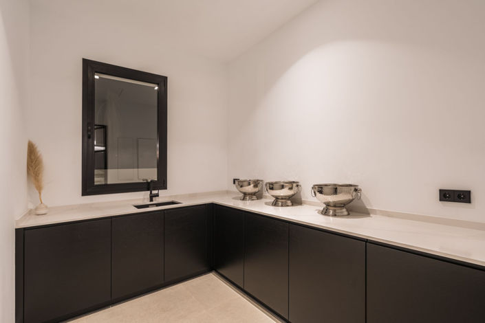 Image No.17-6 Bed Villa for sale