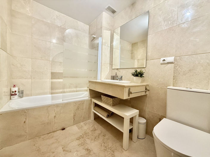 Image No.20-2 Bed Apartment for sale