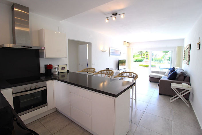 Image No.9-2 Bed Property for sale