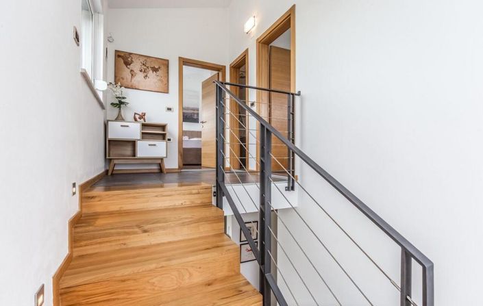 Image No.19-4 Bed Property for sale