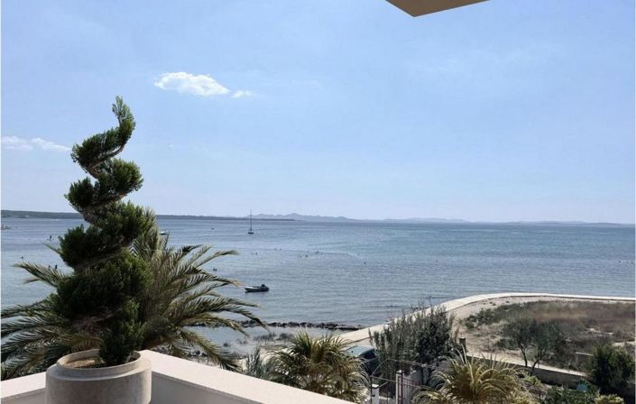 Image No.20-4 Bed Property for sale