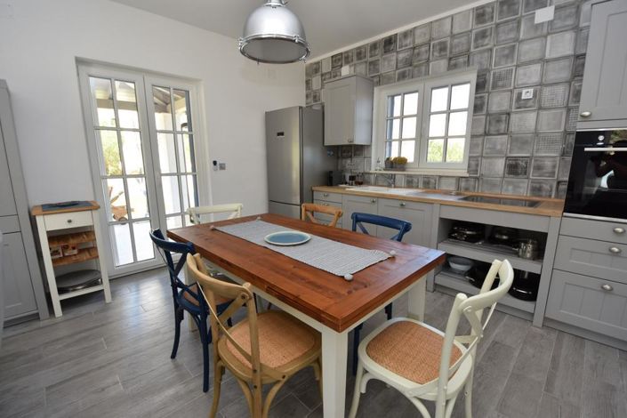 Image No.5-2 Bed Property for sale