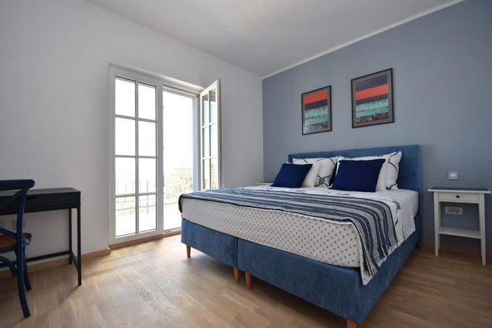 Image No.9-2 Bed Property for sale