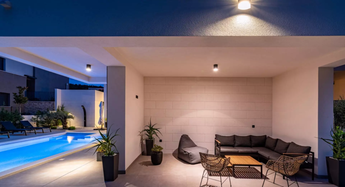 Image No.21-4 Bed Property for sale