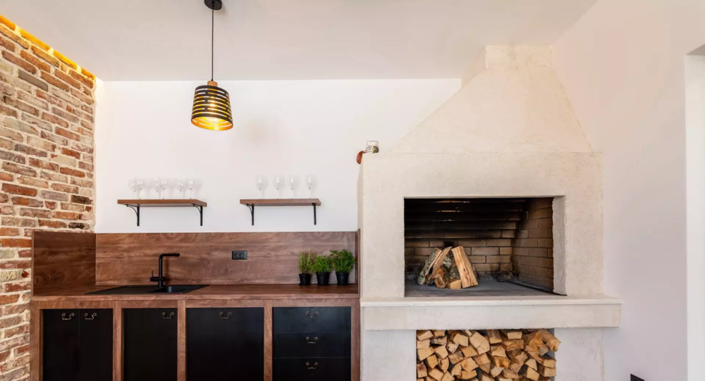 Image No.22-4 Bed Property for sale