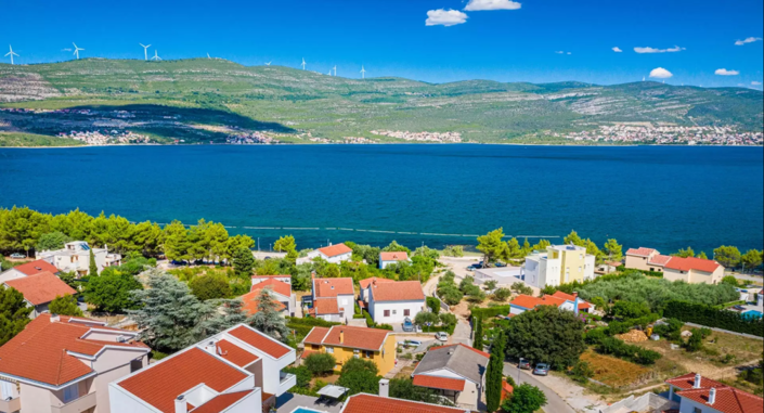 Image No.3-4 Bed Property for sale