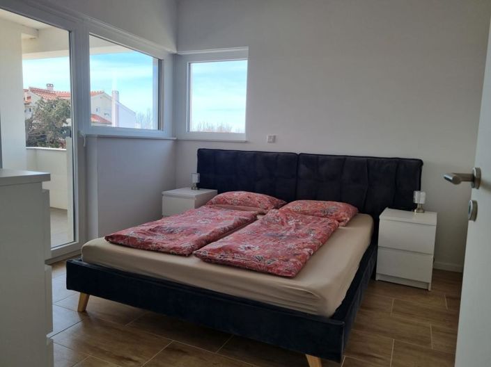 Image No.15-4 Bed Property for sale