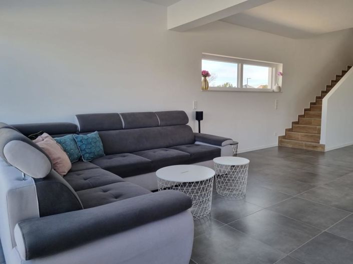 Image No.7-4 Bed Property for sale