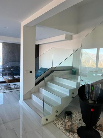 Image No.15-3 Bed Property for sale