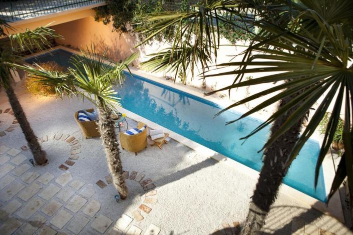 Image No.1-4 Bed Property for sale