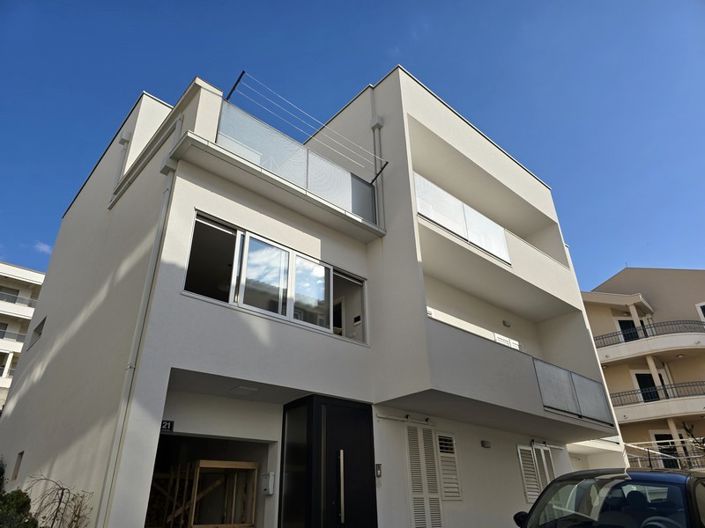 Image No.3-Propriété de 10 chambres à vendre à Tucepi