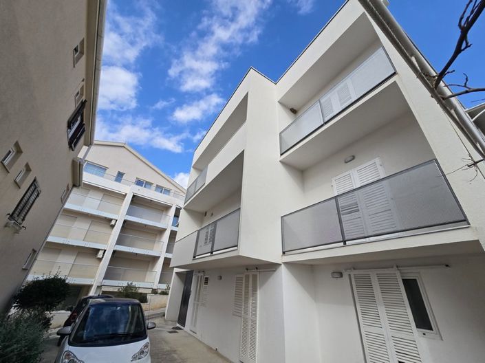 Image No.5-Propriété de 10 chambres à vendre à Tucepi