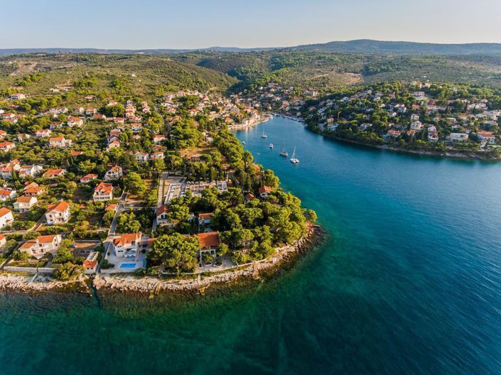 Image No.18-4 Bed Property for sale