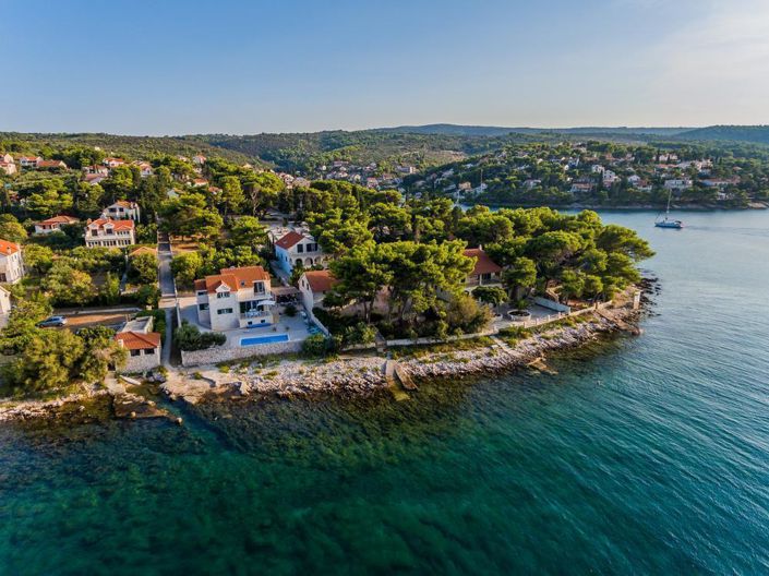 Image No.24-4 Bed Property for sale