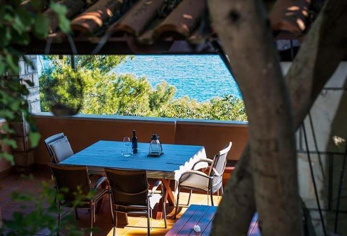 Image No.11-4 Bed Property for sale