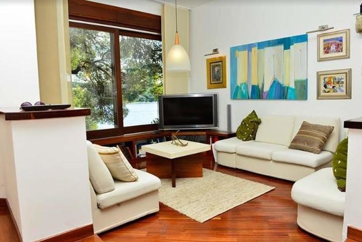 Image No.7-4 Bed Property for sale