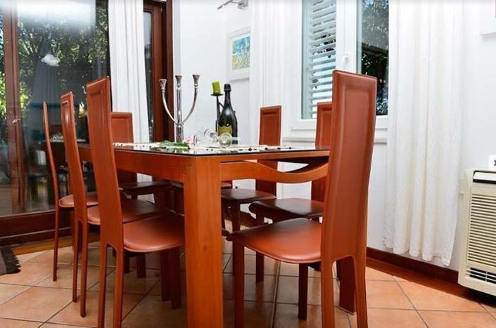 Image No.9-4 Bed Property for sale