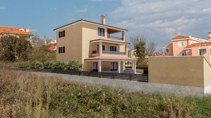 Image No.4-3 Bed Property for sale