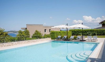 1 - Umag, Property