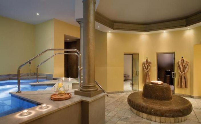 Image No.13-5 Bed Property for sale