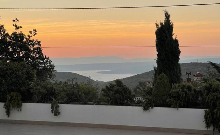 Image No.11-4 Bed Property for sale