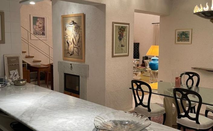 Image No.16-4 Bed Property for sale