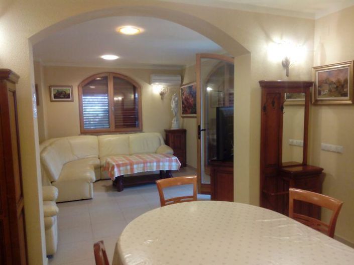 Image No.14-3 Bed Property for sale