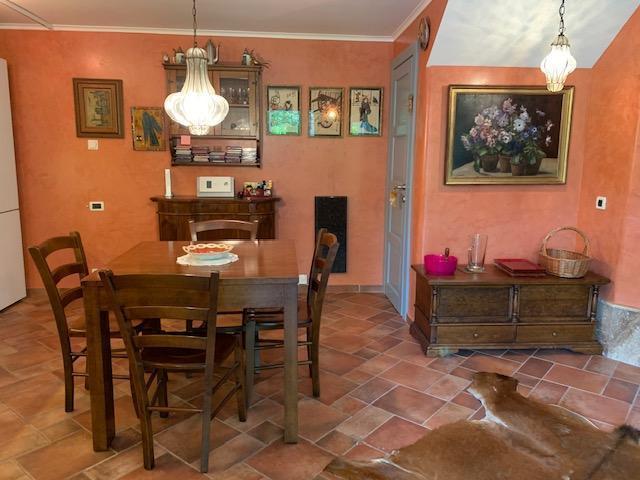 Image No.21-3 Bed Property for sale