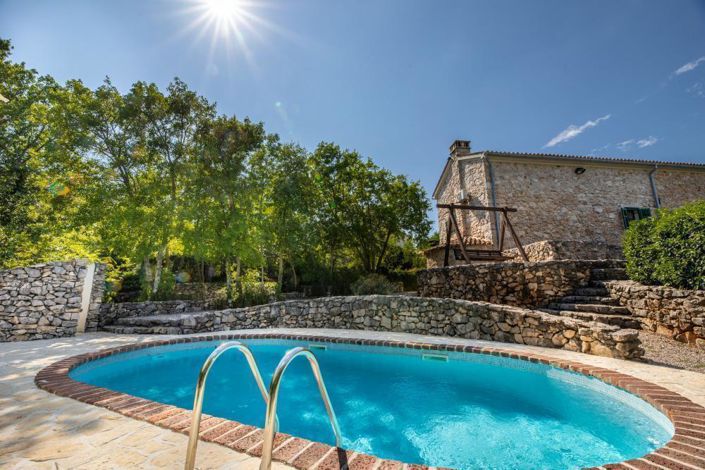 Image No.5-6 Bed Property for sale