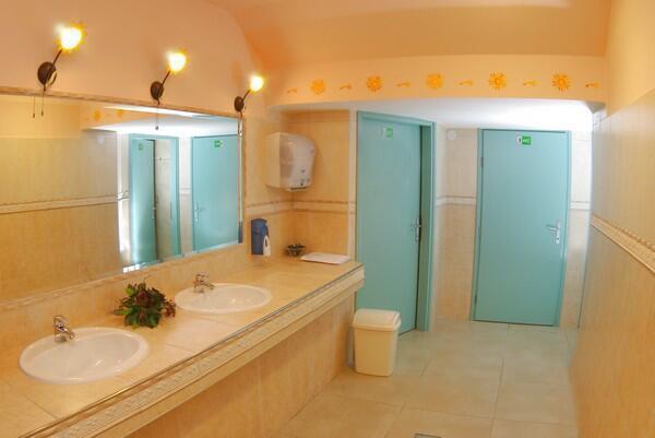 Image No.8-21 Bed Property for sale