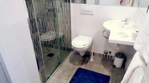 Image No.12-47 Bed Property for sale