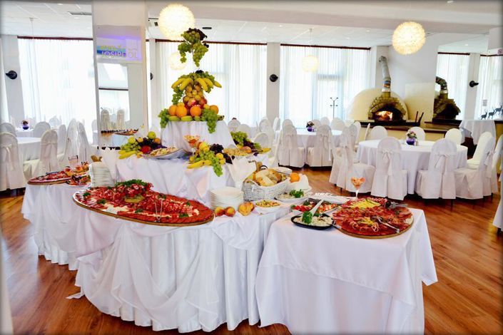 Image No.9-47 Bed Property for sale