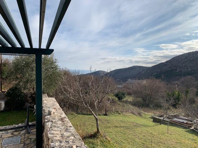 Image No.5-6 Bed Property for sale