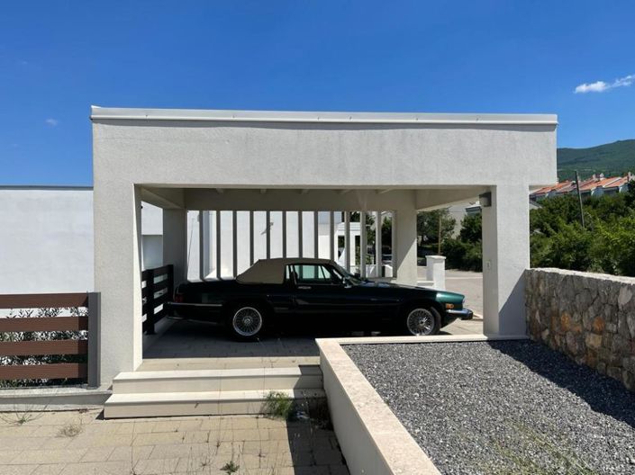 Image No.25-3 Bed Property for sale