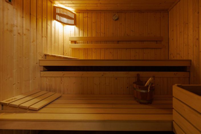 Image No.14-4 Bed Property for sale