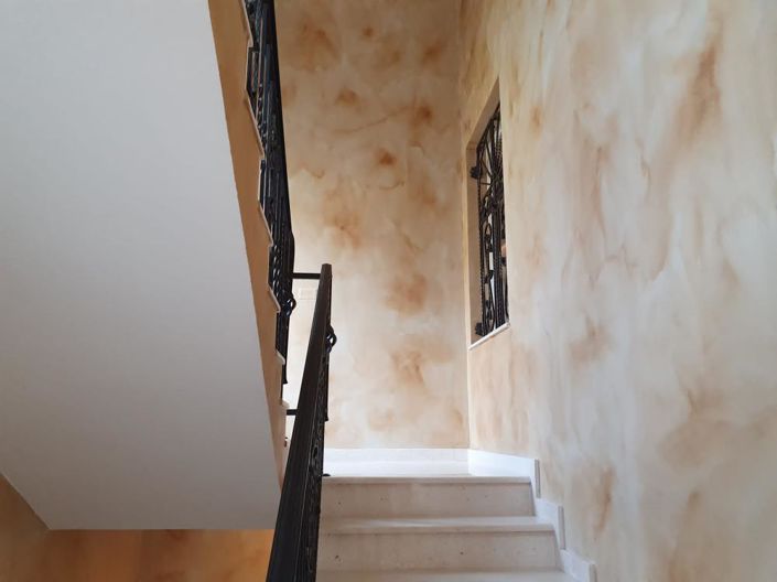 Image No.24-12 Bed Property for sale