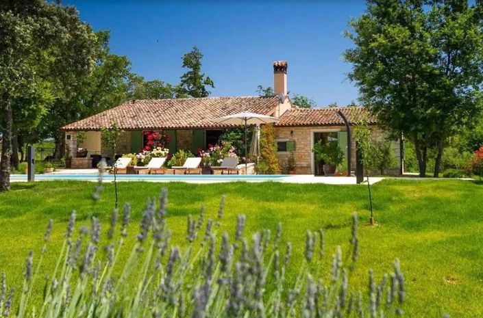 Image No.5-4 Bed Property for sale