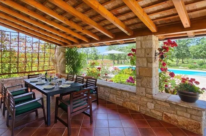 Image No.7-4 Bed Property for sale