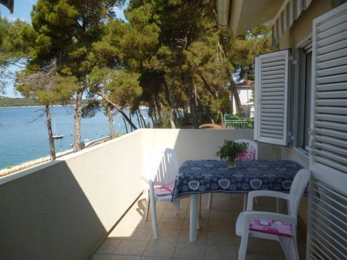 Image No.21-7 Bed Property for sale