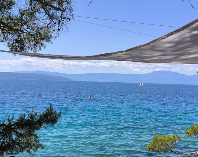 Image No.2-11 Bed Property for sale