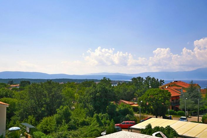 Image No.13-10 Bed Property for sale