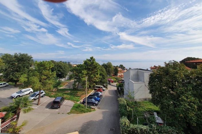 Image No.6-12 Bed Property for sale