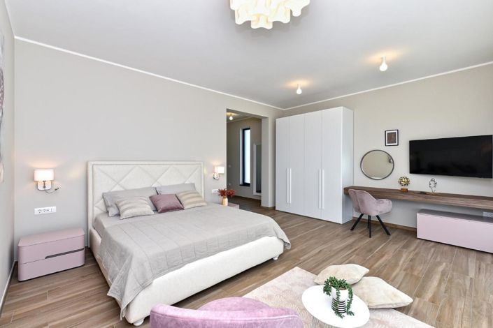 Image No.20-Propriété de 4 chambres à vendre à Peroj